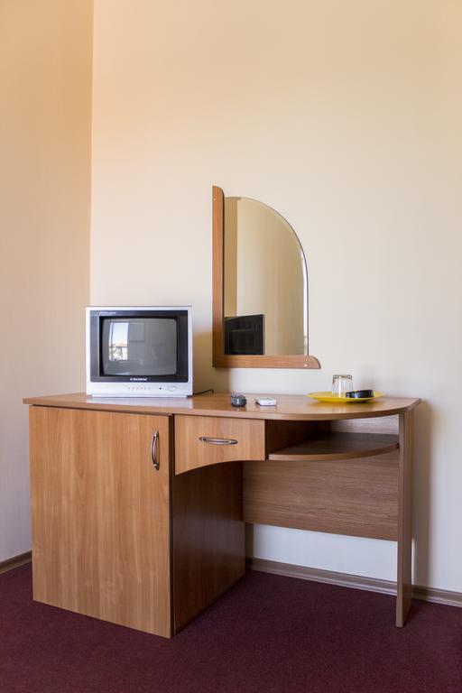 Hotel Milan プリモルスコ エクステリア 写真