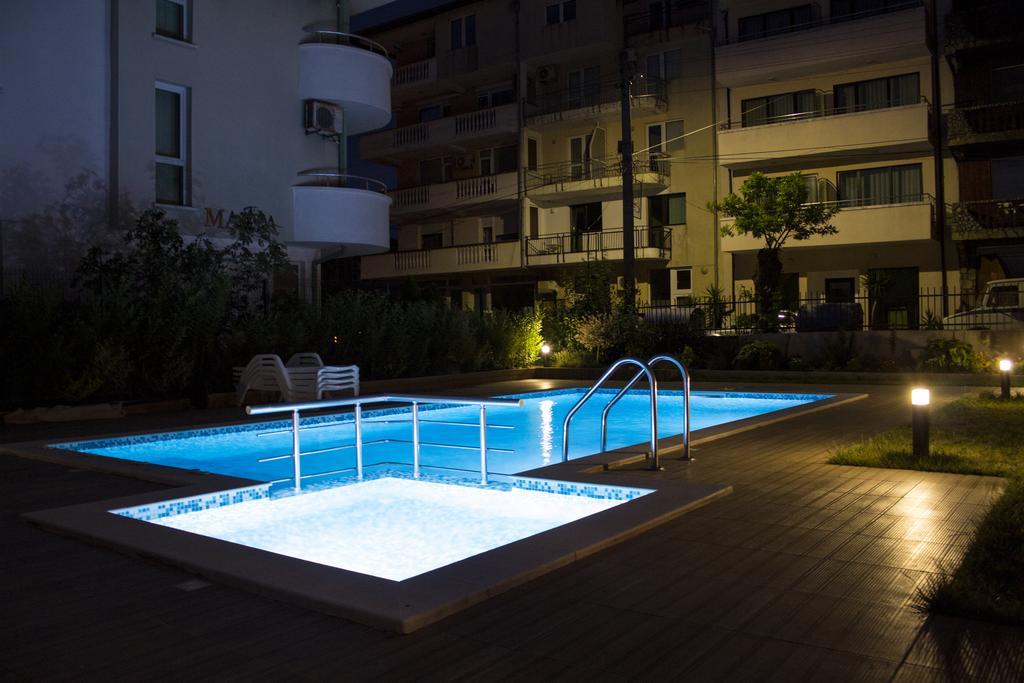 Hotel Milan プリモルスコ エクステリア 写真